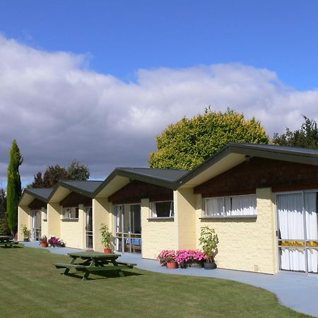 Alpine View Motel Te Anau Dış mekan fotoğraf