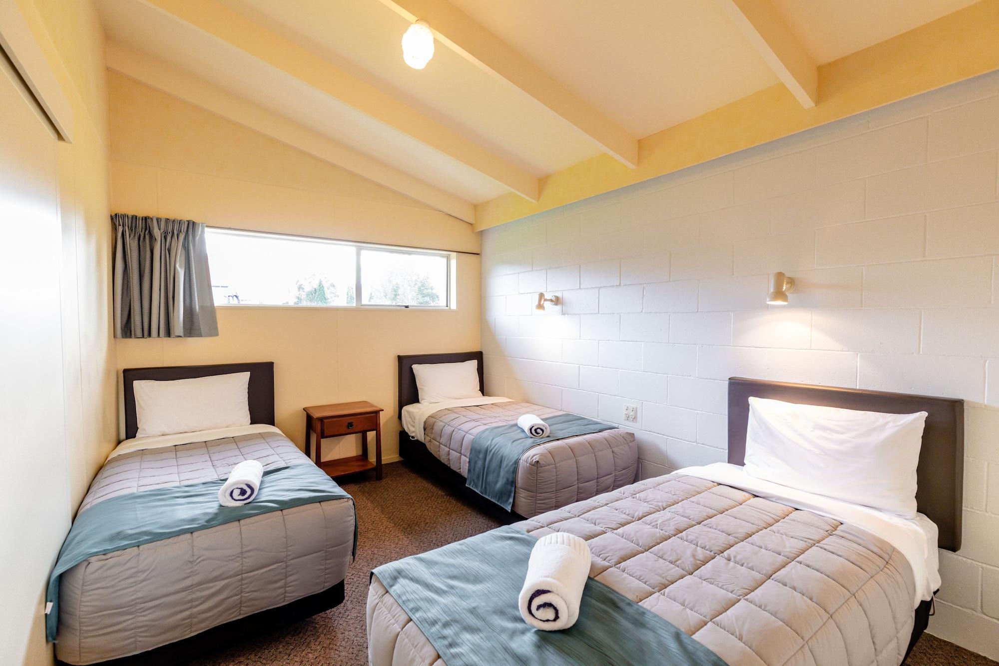 Alpine View Motel Te Anau Dış mekan fotoğraf