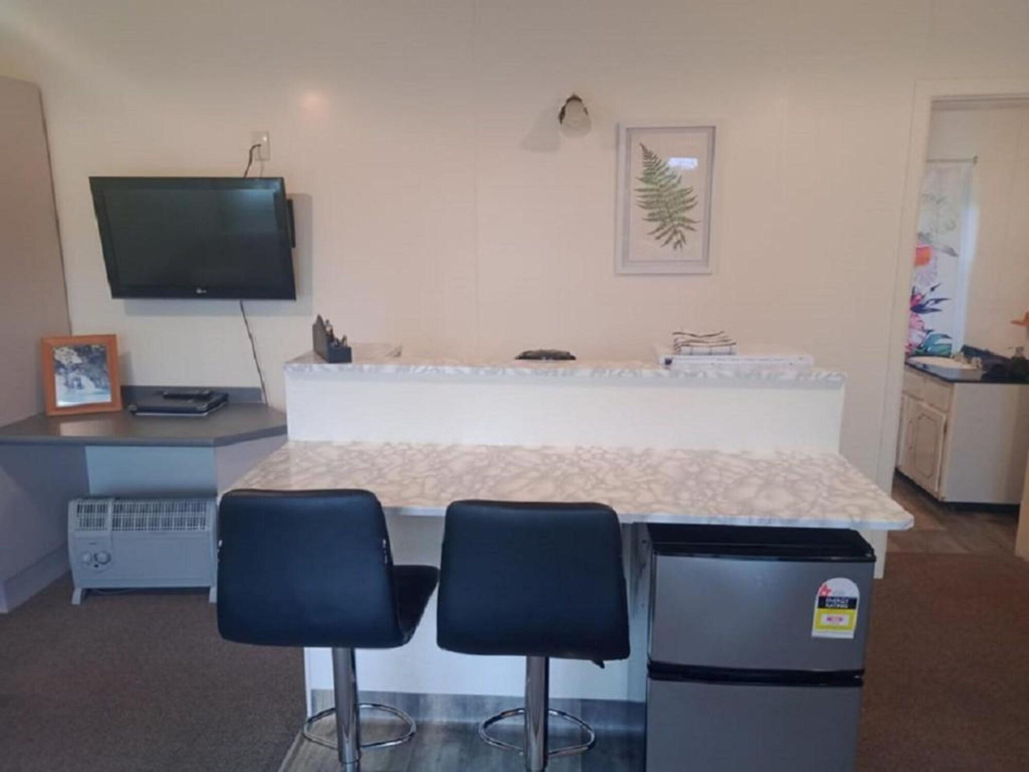 Alpine View Motel Te Anau Dış mekan fotoğraf