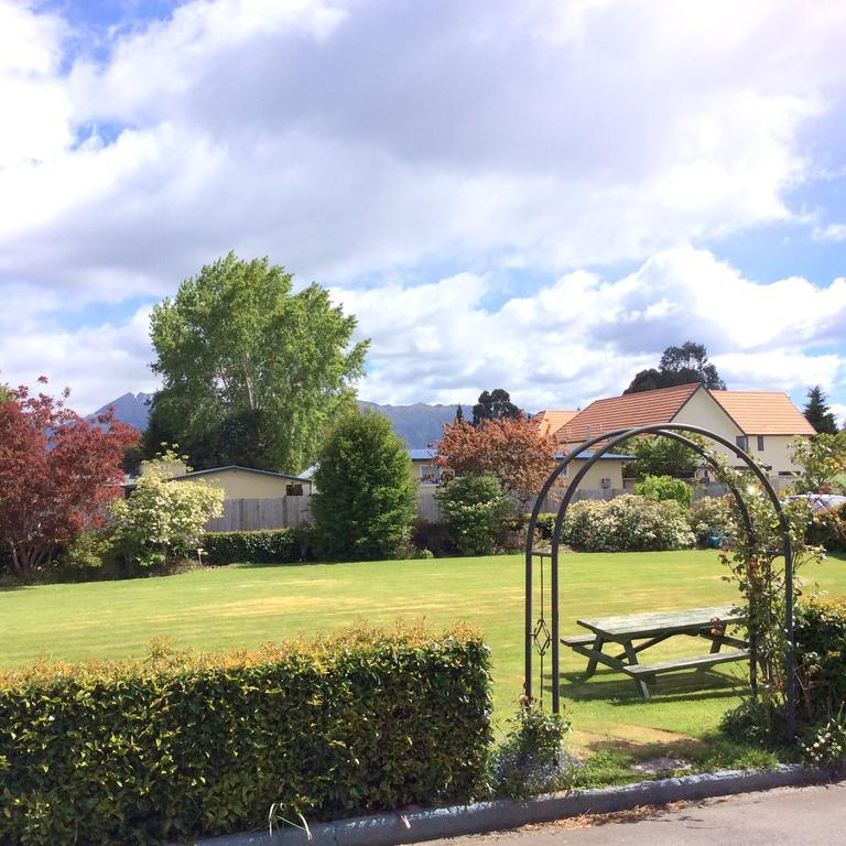 Alpine View Motel Te Anau Dış mekan fotoğraf