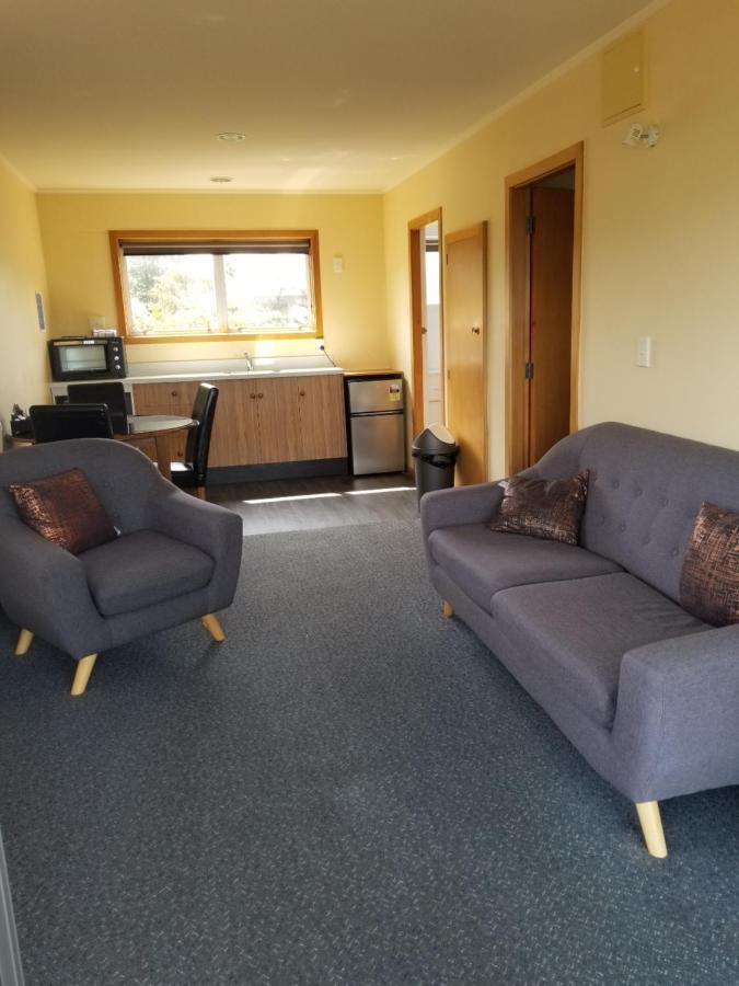 Alpine View Motel Te Anau Dış mekan fotoğraf