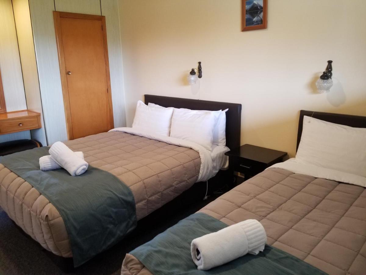 Alpine View Motel Te Anau Dış mekan fotoğraf